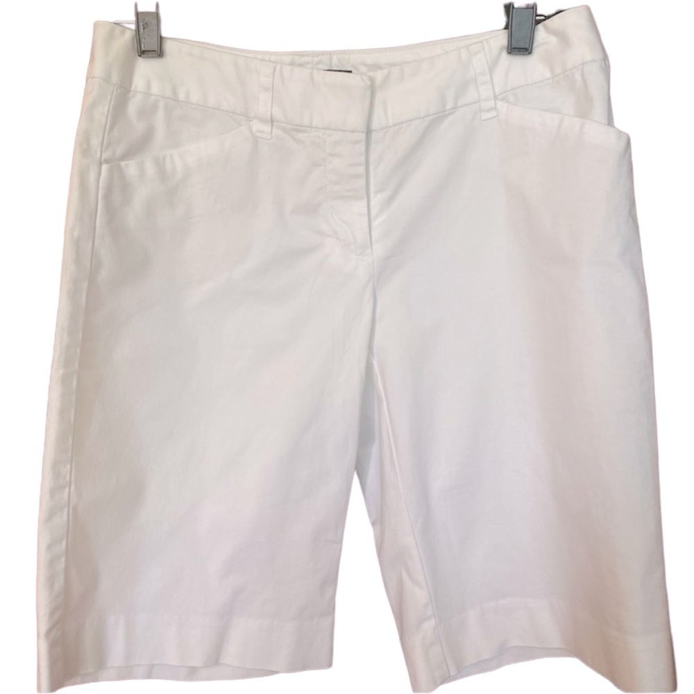 Daisy Fuentes women’s white Bermuda stretch cotton shorts size 2